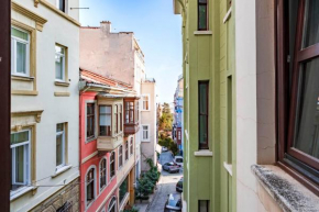 Homie Suites - Modern Apartments Nearby Istıklal Street & Galata Tower